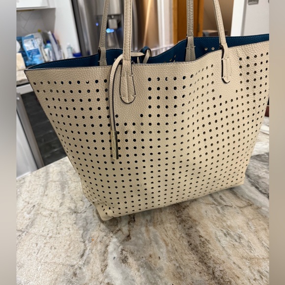 Remi and Reid departure tote GUC - Picture 2 of 6